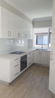 MEUBLE DE CUISINE EN BOIS image 2