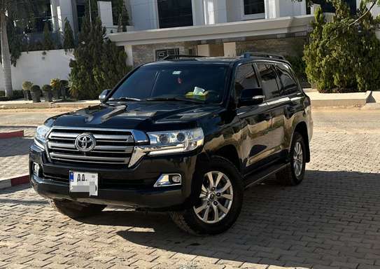TOYOTA LAND CRUISER VX-R V8 image 6
