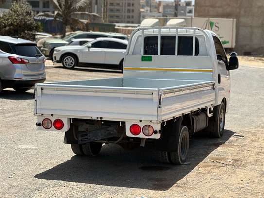 Kia Bongo image 8