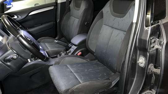 CITROEN C4 2016 image 5