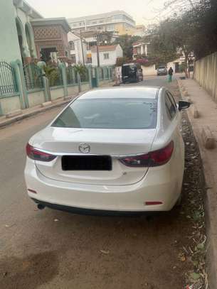 Mazda serie 6 image 5