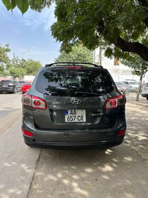 Hyundai Santafe 2012 image 5