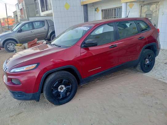 Jeep Cherokee image 4