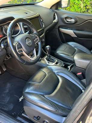 Jeep Cherokee Limited full options 2017 4 cylinder image 11