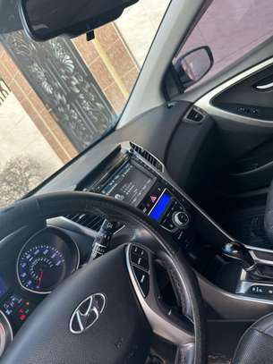 Hyundai elantra Gt 2017 image 2