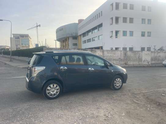 Toyota verso 7 please image 6
