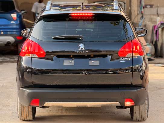 Peugeot 2008 image 5