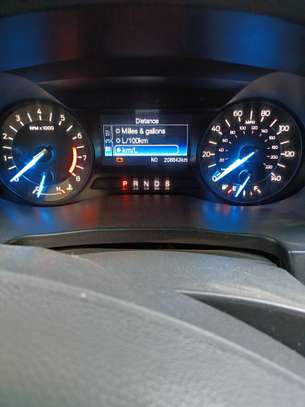 Ford Explorer V6 2017 image 4