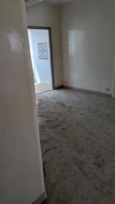 A loué sacreceur1 un apartuman 2etage image 3