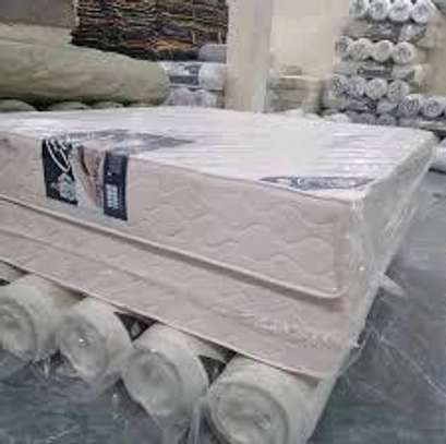 Matelas orthopédique 3 places 1m80/1m90 image 1