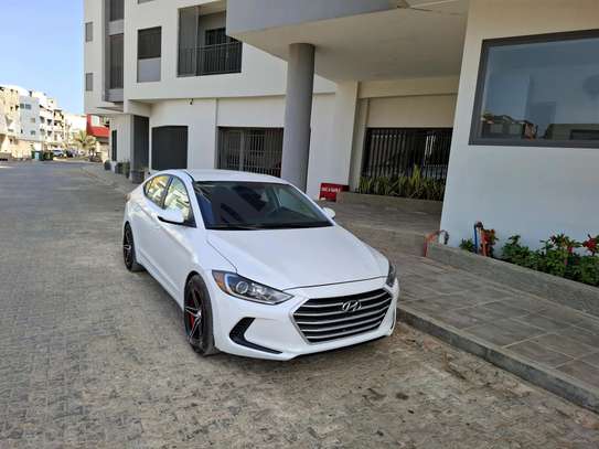 Hyundai elantra  2017 image 1