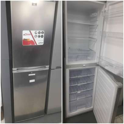 Réfrigérateur combiné 5 tiroirs image 1