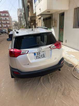 Toyota rav4 image 3