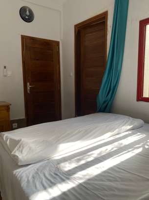 Appartement 2 chambres salon almadies image 6
