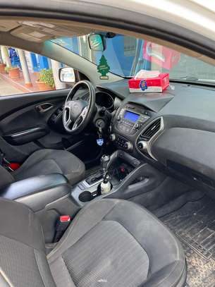 Hyundai Tucson image 6