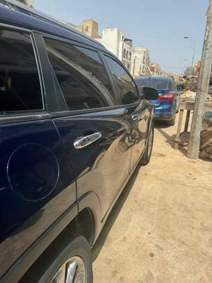 LOCATION TRÈS BELLE JEEP CHEROKEE image 3