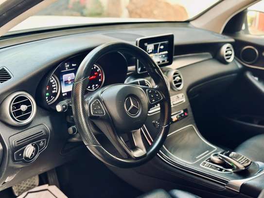 Mercedes Benz GLC300 2016 image 8