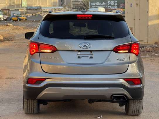 Hyundai santa fe image 6
