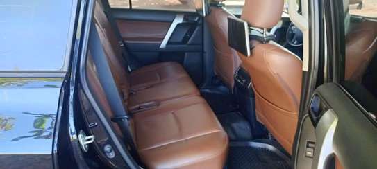 Toyota Land Cruizer PRADO V6 image 4