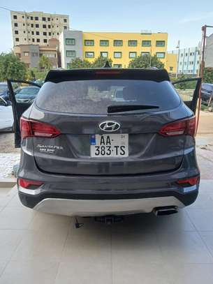 LOCATION HYUNDAI SANTA FE AUTOMATIQUE/ESSENCE image 11