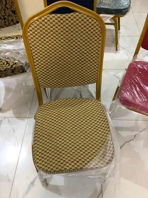 À vendre  chaises de qualité premium image 5