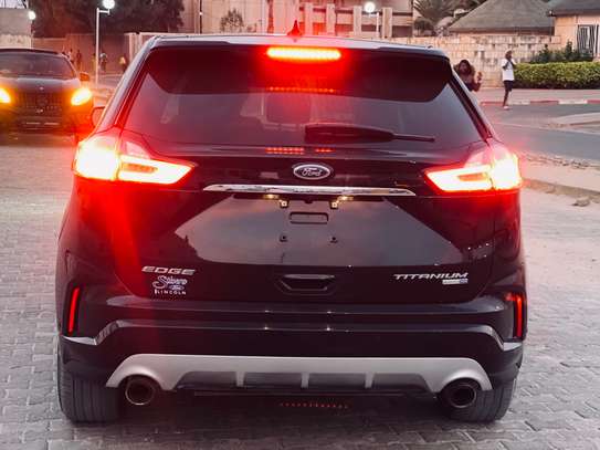 Ford Edge Titanium 2019 AWD image 2