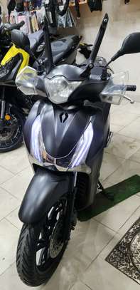 A vendre Honda Sh 150cm3 image 6