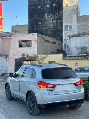 Mitsubishi image 7