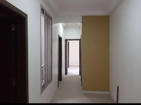 Studio à louer derklé image 3