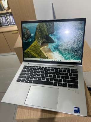 HP EliteBook 840 G11 - Intel Ultra 5  | 16GB RAM | 512 image 6