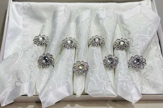 9 Pieces Ensemble Nappe de Table VIP image 2