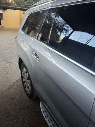Location Mercedes GLS 450 image 5