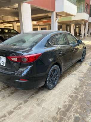 MAZDA 3 EN EXCELLENTE ÉTAT ! 🚗 image 4