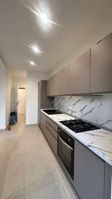 Appartement à louer aux Almadies au 5e étage image 4