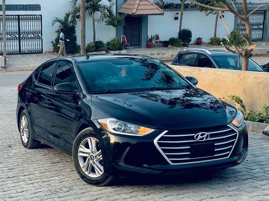 2017 Hyundai Elantra SE From Canada image 2