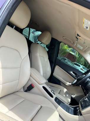 Mercedes Benz GLA 250 venant image 12