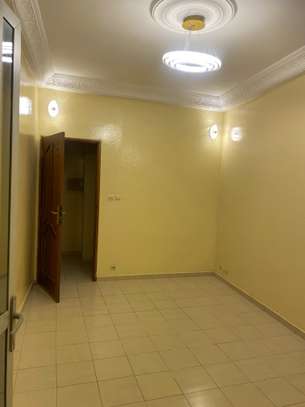 Bel Appartement Très Bon Quartier image 2