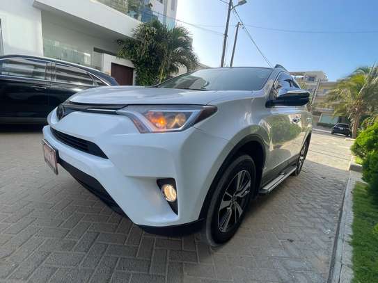 TOYOTA RAV 4 2018 image 6