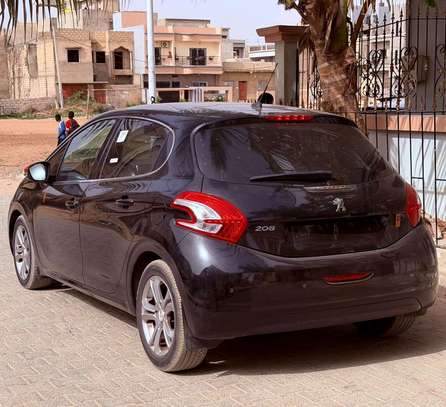 Peugeot 208 gtline 2016-2017 image 2