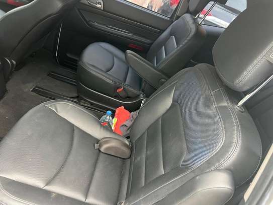 SsANGYONG TURISMO année 2017 image 11