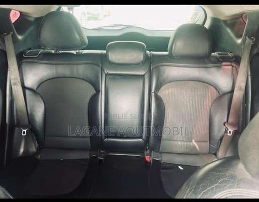 Hyundai tucson image 5