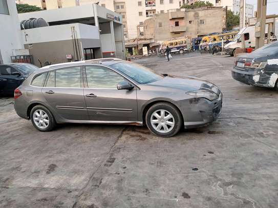 Renault Laguna 3 diesel manille 2010 image 3