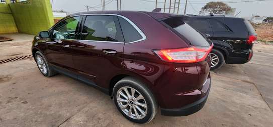 Ford Edge Titanium image 10
