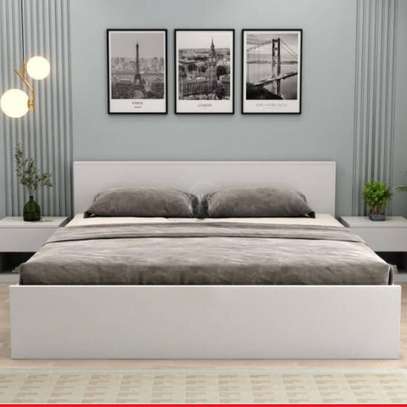 LIT 160X190 CM BLANC LITB002 + CHEVET 41X37X40 CM CNB001 image 1