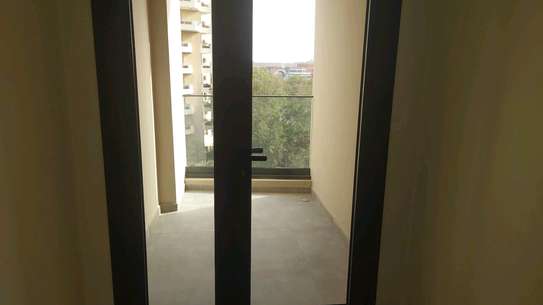 T4 à  louer au point E image 9