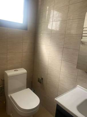 Appartement F4 à louer à la Cité CPI image 12