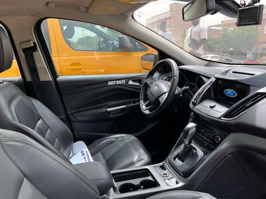 Ford Kuga Venant image 9