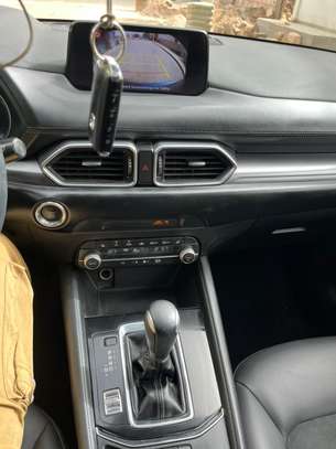 Mazda CX5 image 10