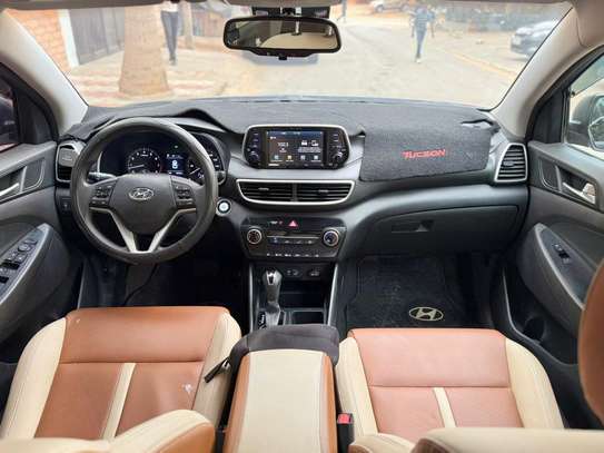 HYUNDAI TUCSON 2021 image 9