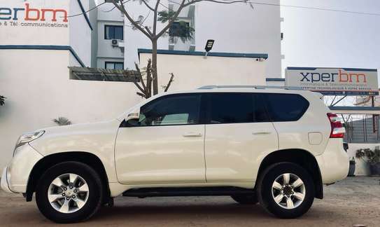 Toyota landcruiser image 3